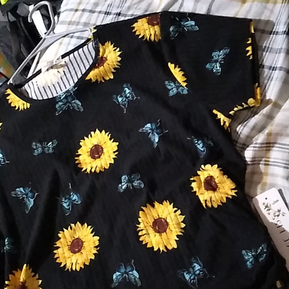 Flower and butterfly t shirt